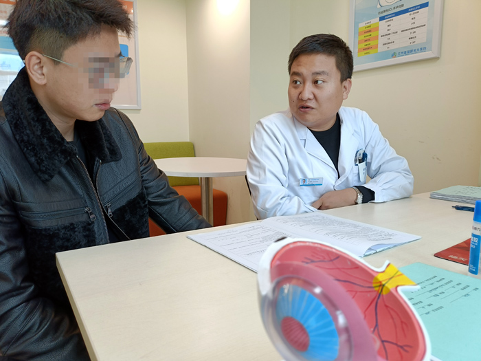 300度近視拖到900度近視，近視手術(shù)是什么感受？